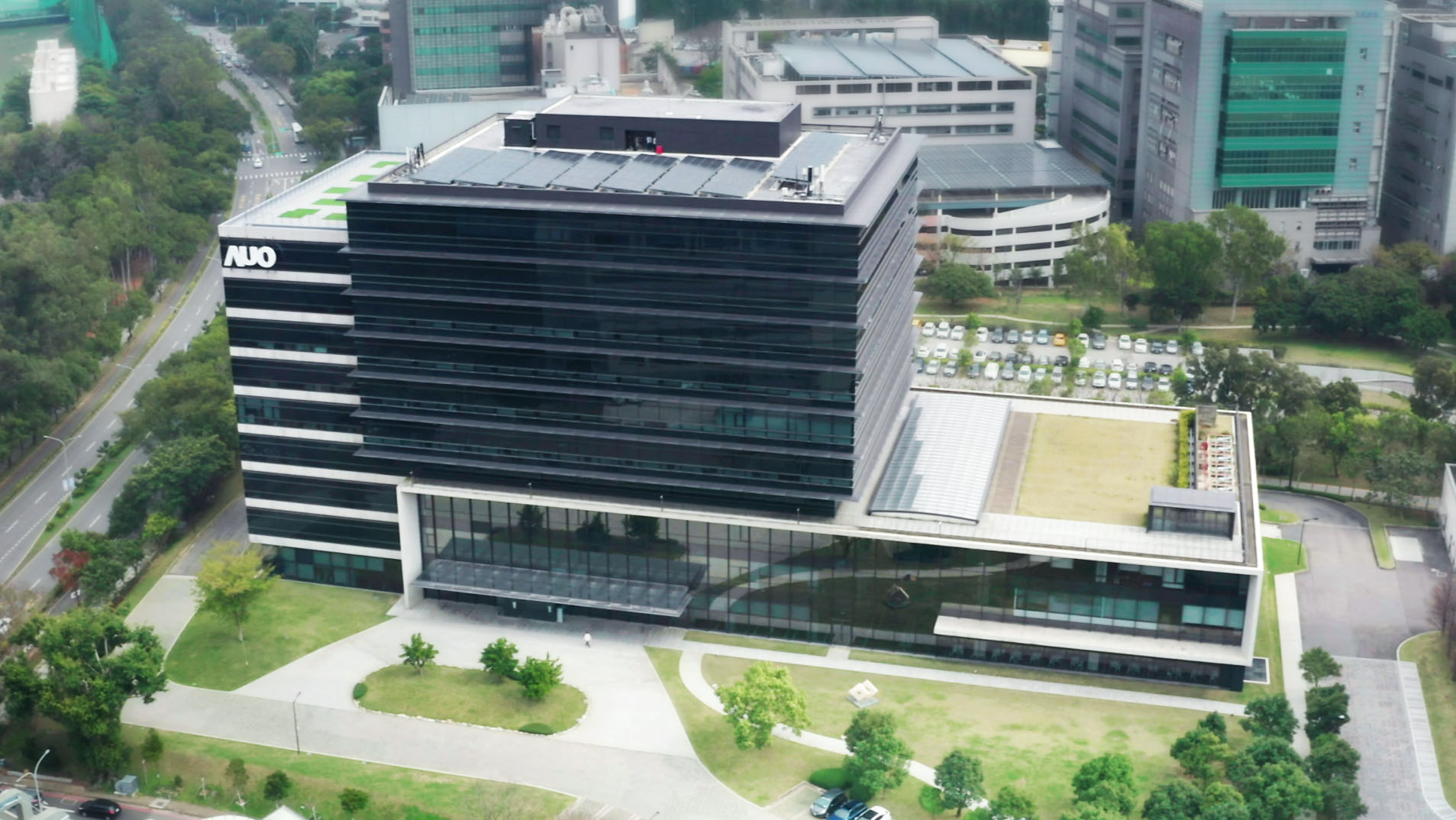MK体育
GRC总部大楼通过 ISO 14068-1碳中和查证