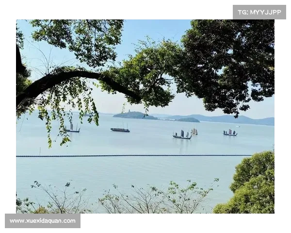 江苏淮安洪泽湖初夏美景如画湖光山色交织成诗意画卷 江苏淮安洪泽湖初夏美景如画湖光山色交织成诗意画卷